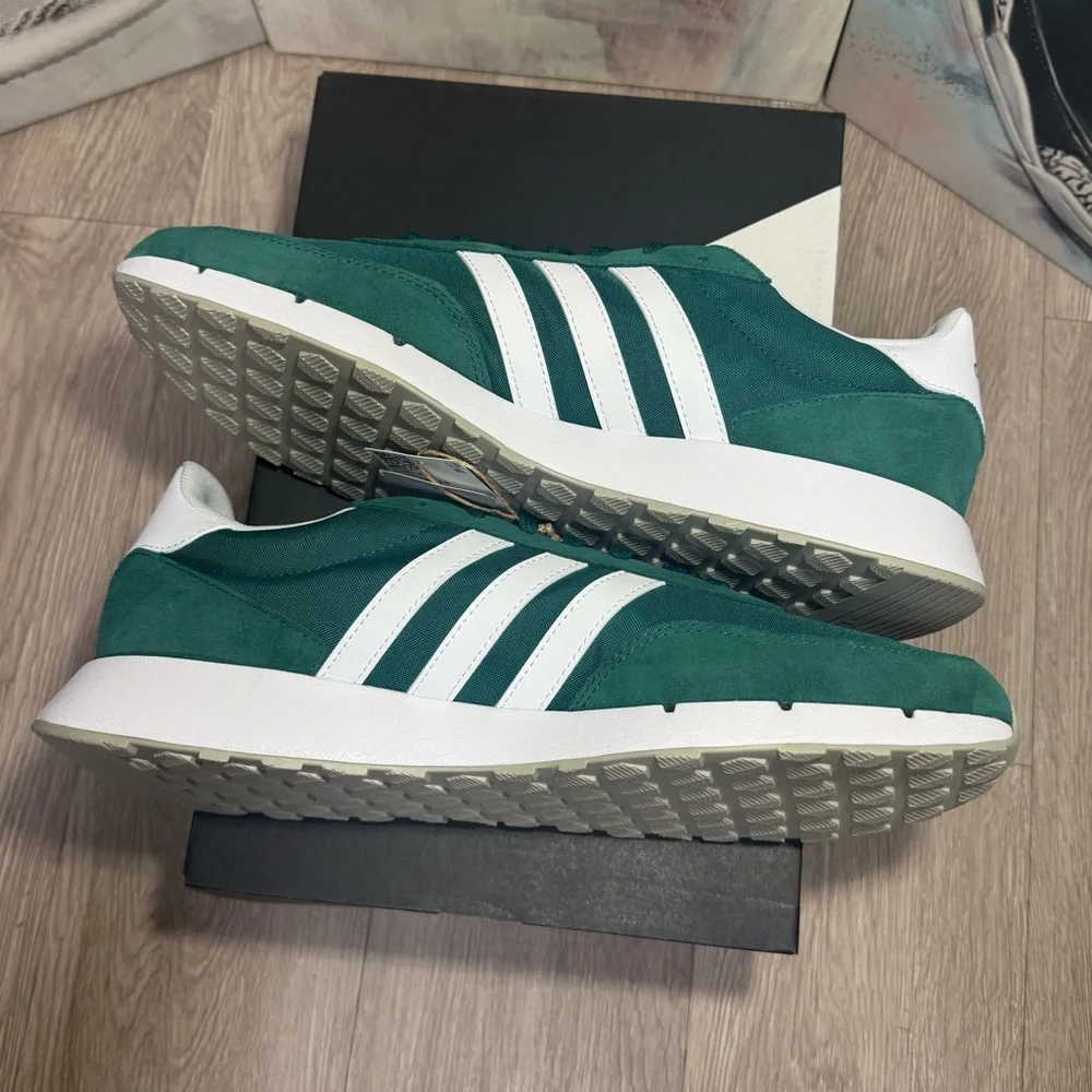 New adidas Run 60s 2.0 Collegiate Green Cloud White Metal Grey Sz 11.5,12.5